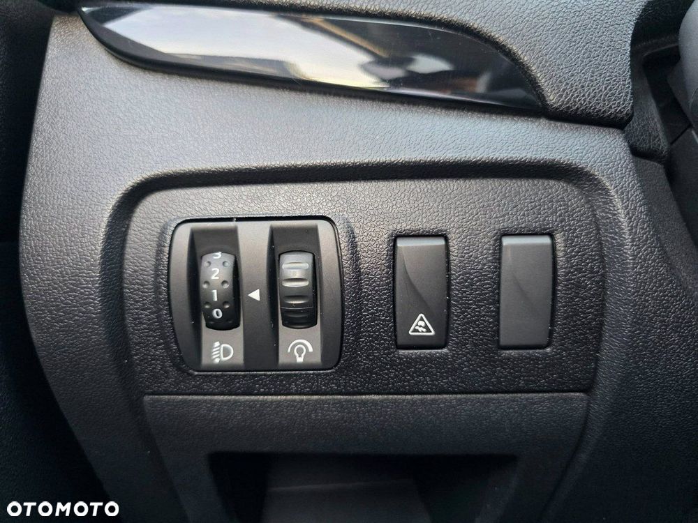 Renault Scenic 1.4 16V TCE Bose Edition - 12