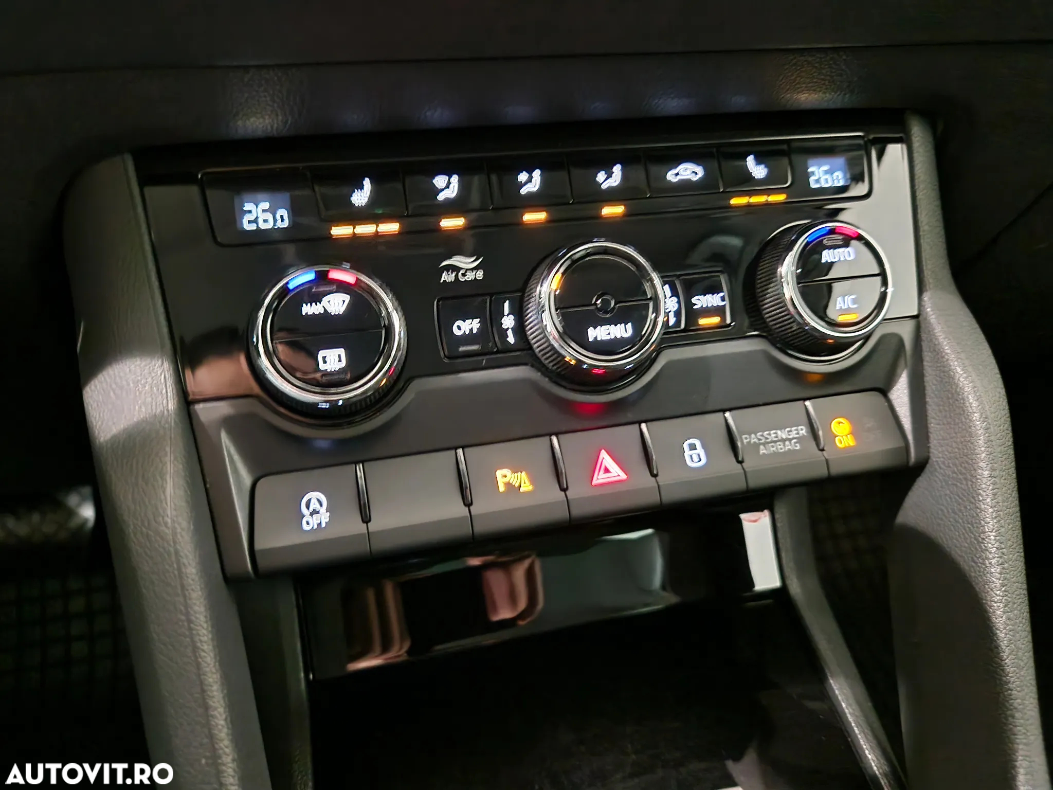 Skoda Karoq 1.5 TSI DSG Ambition - 24
