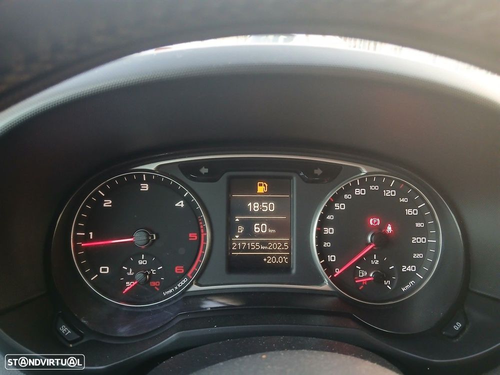 Audi A1 Sportback 1.6 TDI Advance - 24