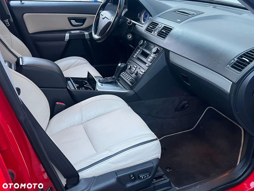 Volvo XC 90 - 1