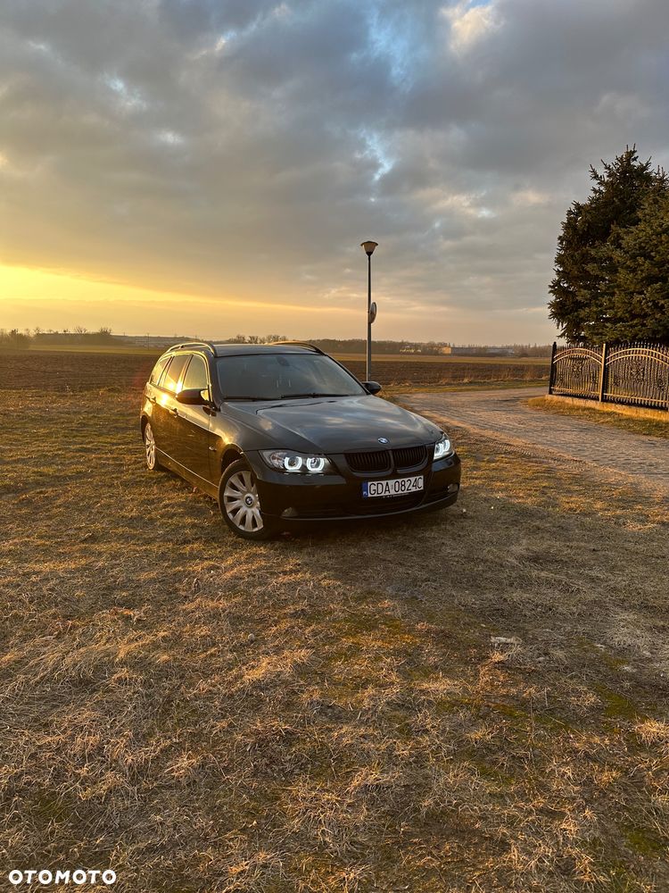 BMW Seria 3 320d - 1