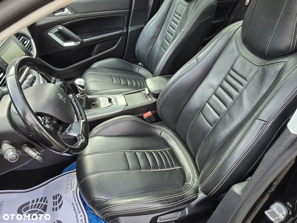 Peugeot 308 - 15
