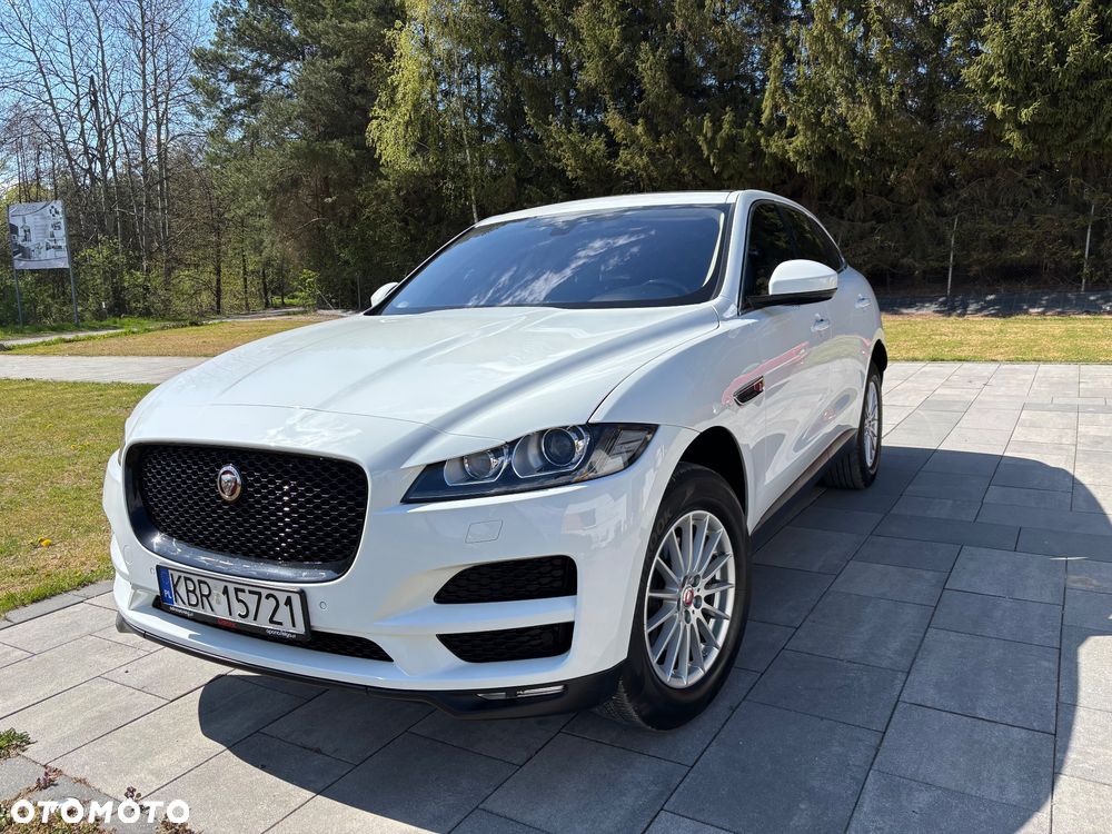 Jaguar F-Pace 25t AWD Prestige - 4