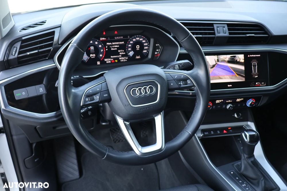 Audi Q3 - 12