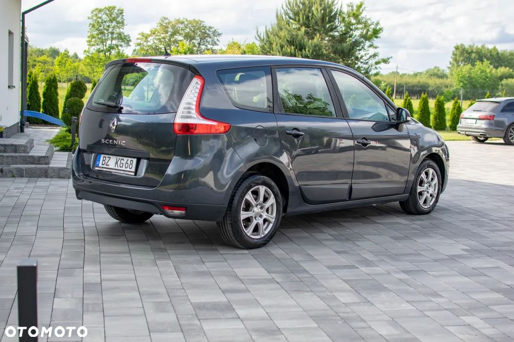Renault Grand Scenic 1.6 16V 110 Dynamique - 8