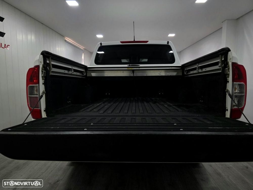 Nissan Navara 2.3 DCI 4WD N-CONNECTA NACIONAL 5 LUGARES - 46