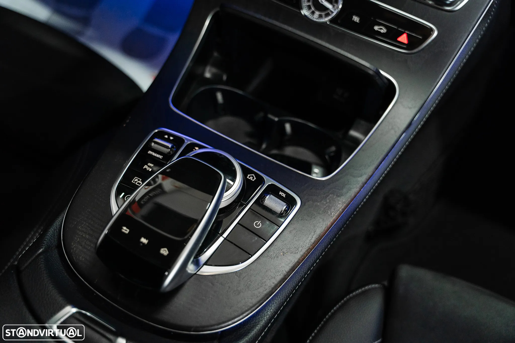 Mercedes-Benz E 220 d AMG Line - 17