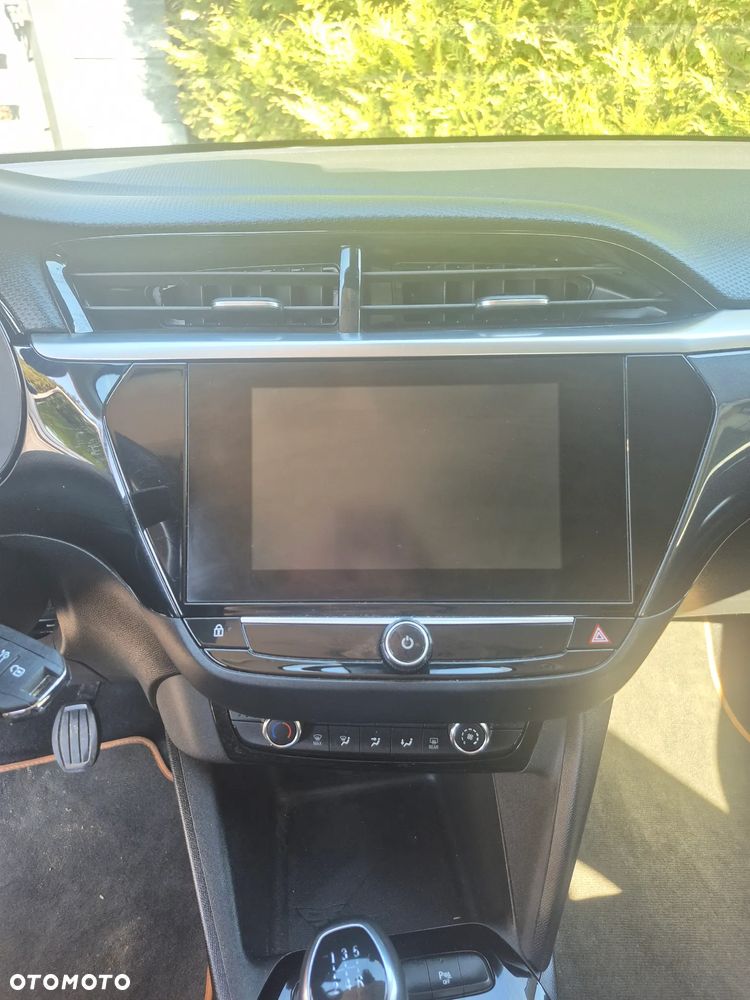 Opel Corsa 1.2 Elegance S&S - 20