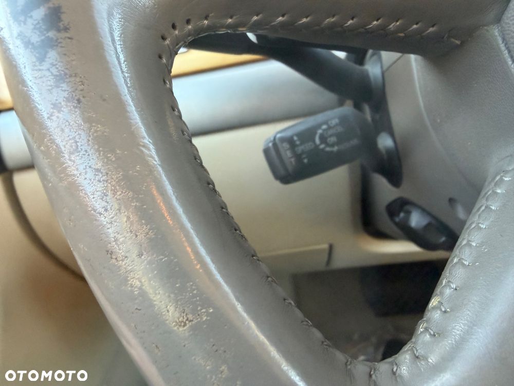 Audi A8 4.2 FSI L Quattro - 14