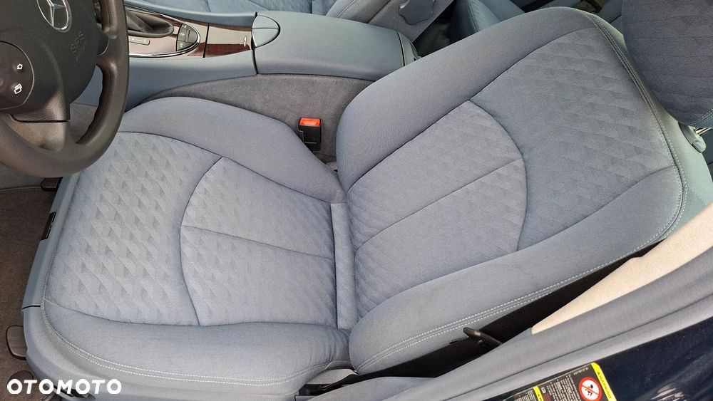 Mercedes-Benz Klasa E 200 Kompressor Automatik Classic - 20