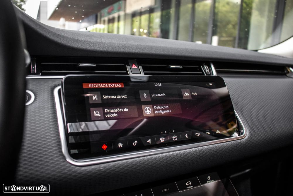 Land Rover Range Rover Evoque 2.0 D240 AWD Auto - 46