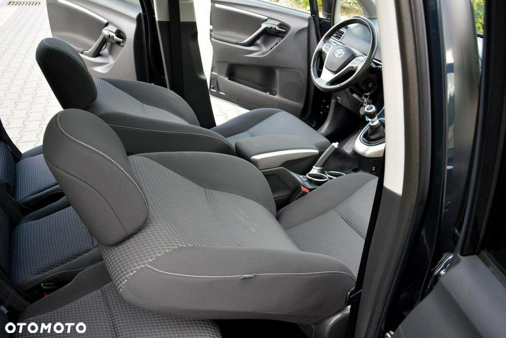 Toyota Verso 1.8 5-Sitzer Executive - 20