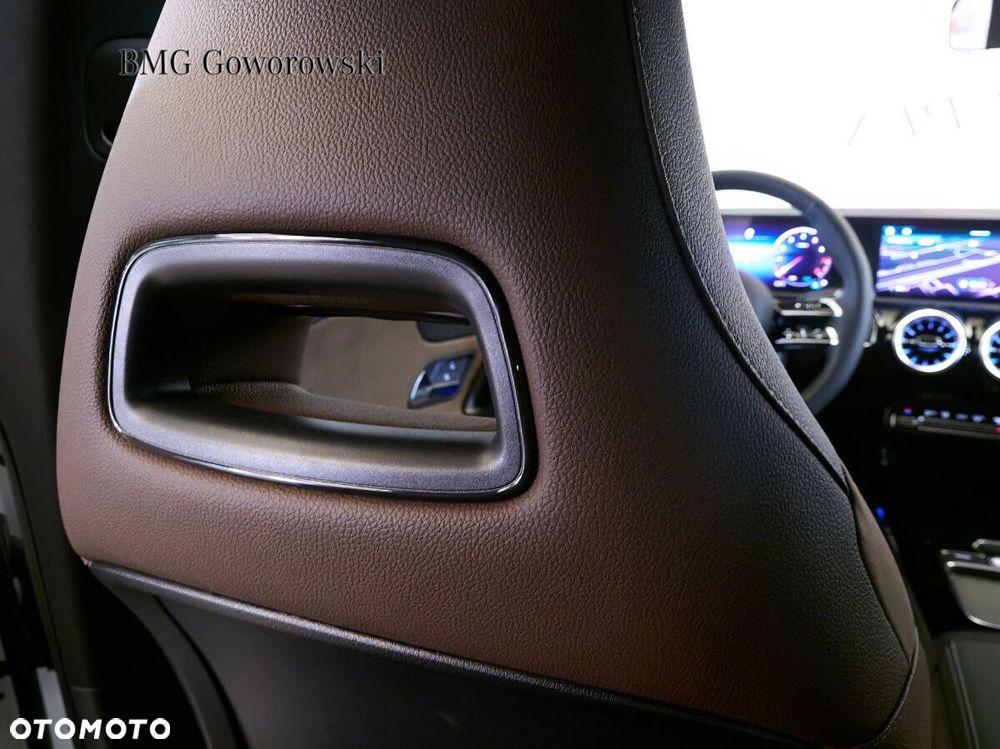 Mercedes-Benz CLA - 18