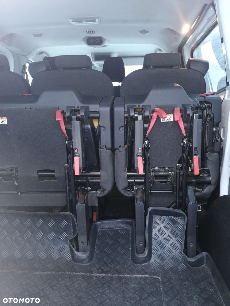 Ford Transit Custom - 8