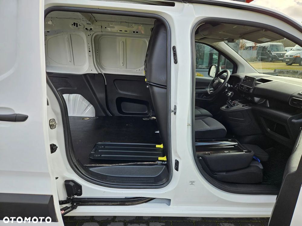 Toyota ProAce City 1.5D-4D 102KM - 16