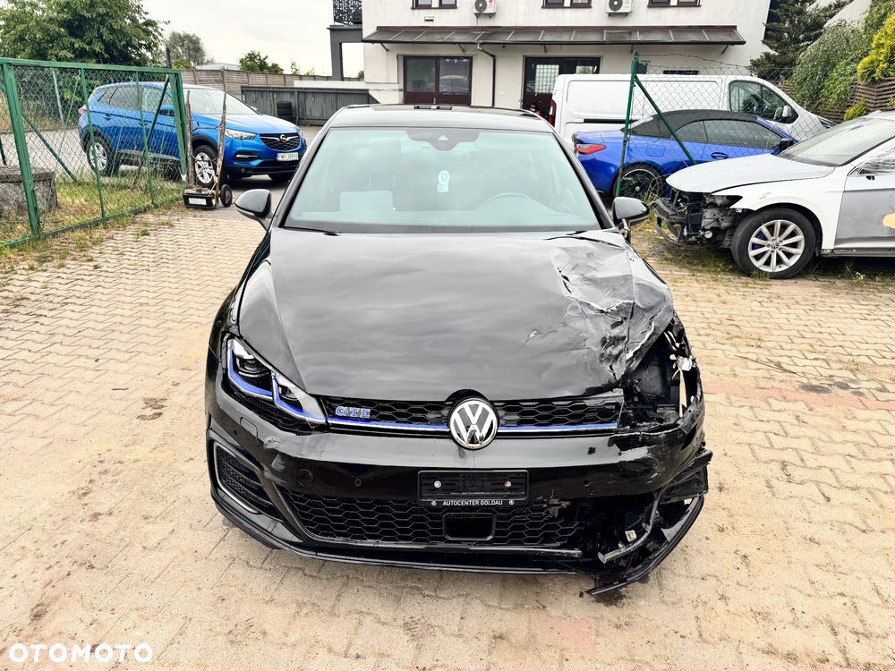 Volkswagen Golf 1.4 GTE Plug-In-Hybrid DSG - 3