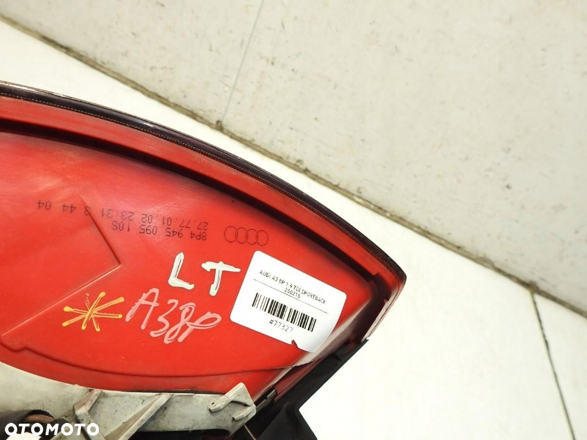 LAMPA LEWA TYLNA TYŁ AUDI A3 8P SPORTBACK 8P4945095 - 2