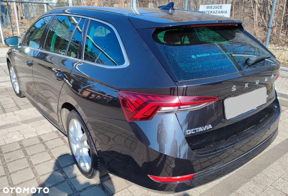 Skoda Octavia 2.0 TDI Style DSG - 3