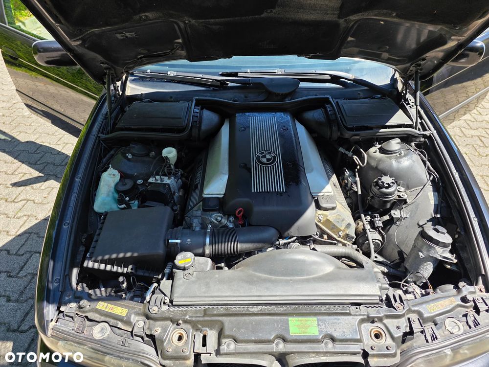 BMW Seria 5 - 16