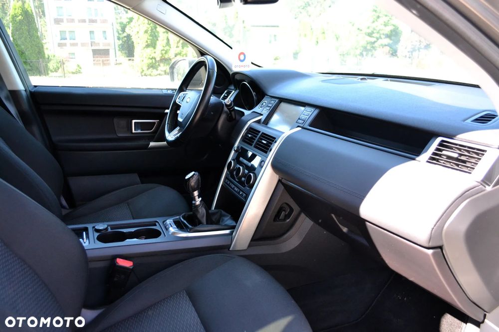 Land Rover Discovery Sport 2.0 TD4 SE - 9