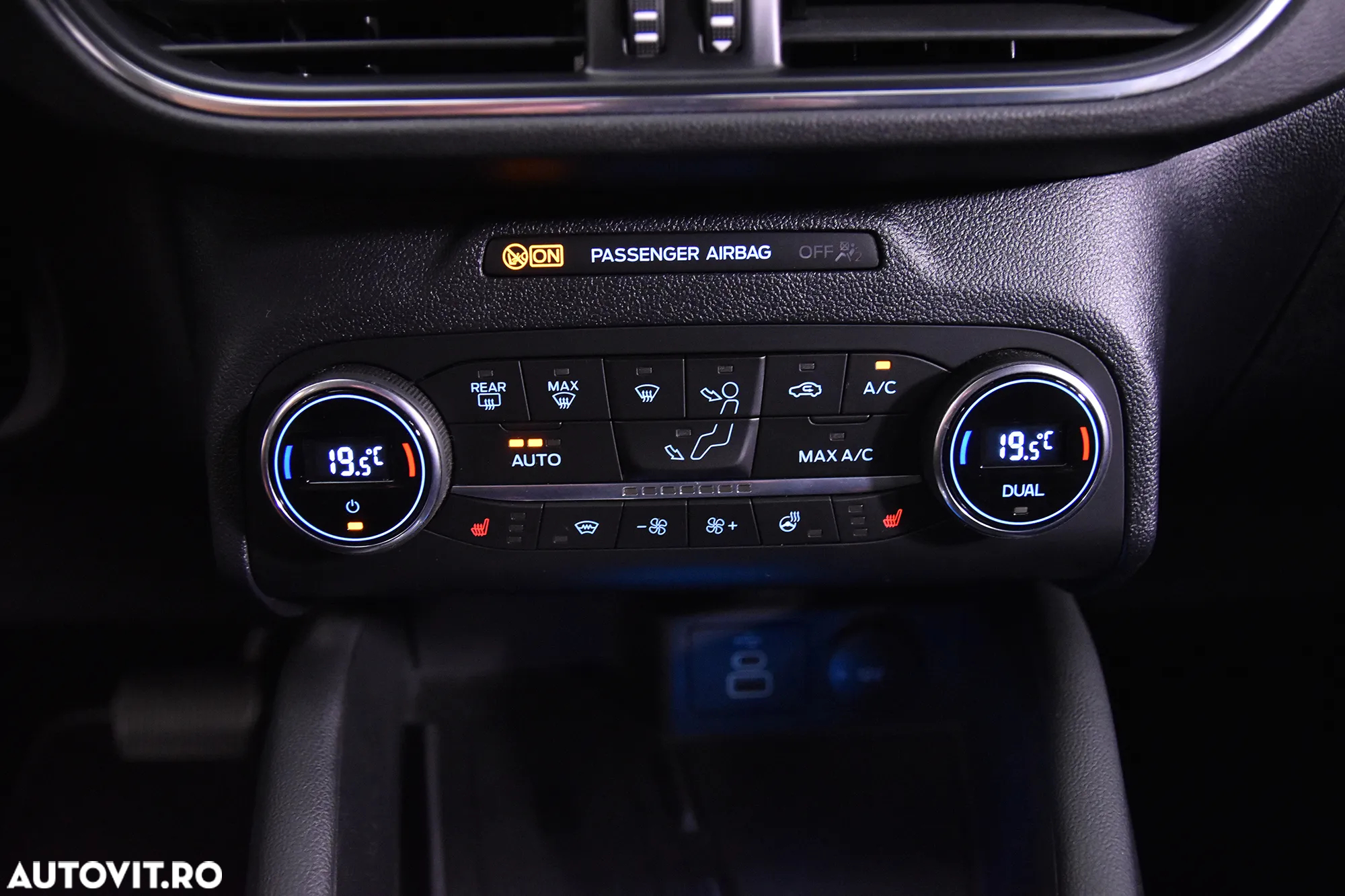 Ford Kuga - 18