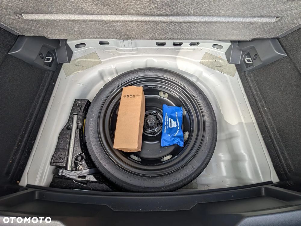 Volkswagen T-Roc 1.5 TSI Life Plus DSG - 17