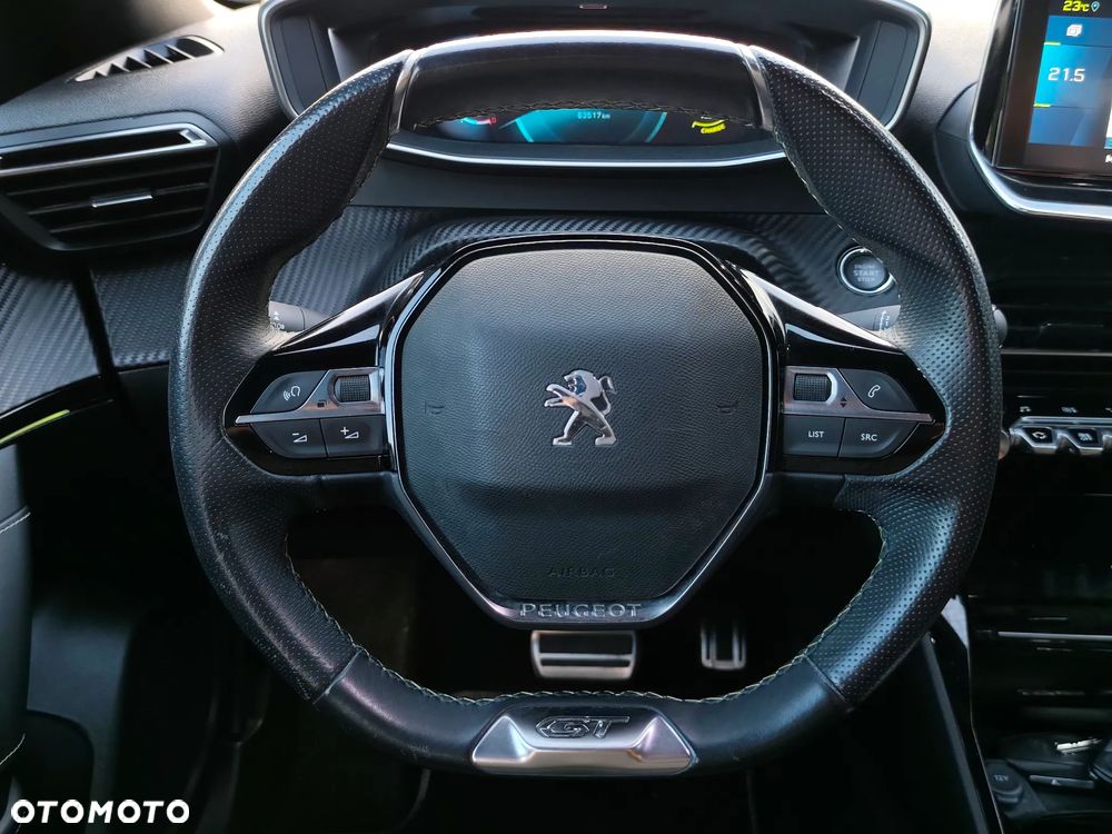 Peugeot 2008 136 GT - 27