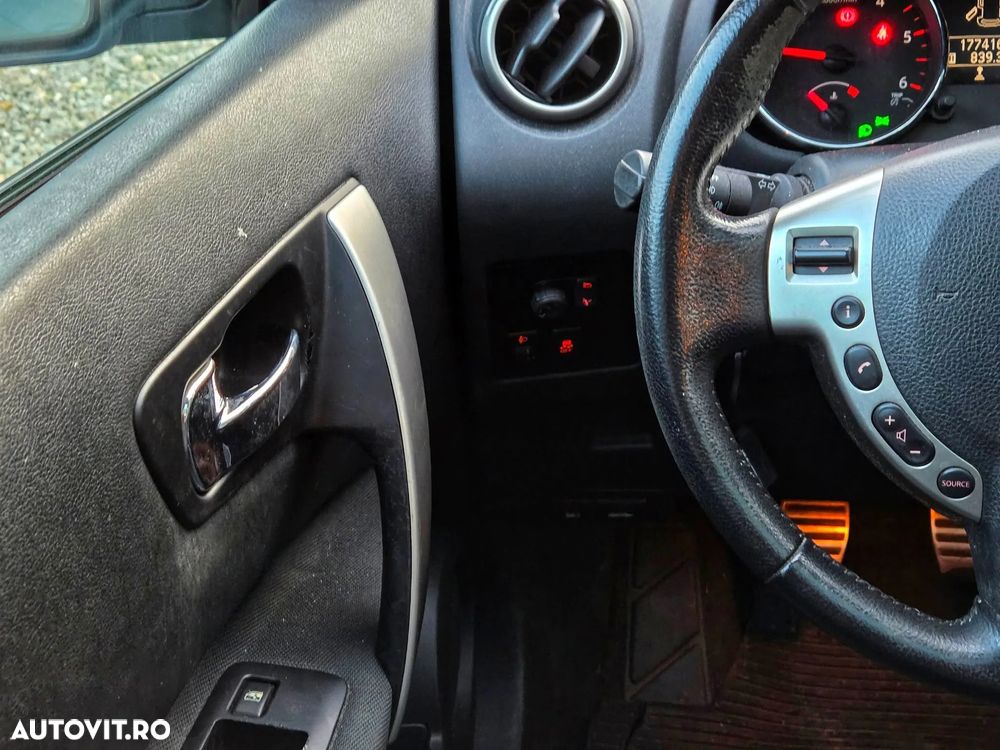 Nissan Qashqai 1.5 dCi DPF I-Way - 20