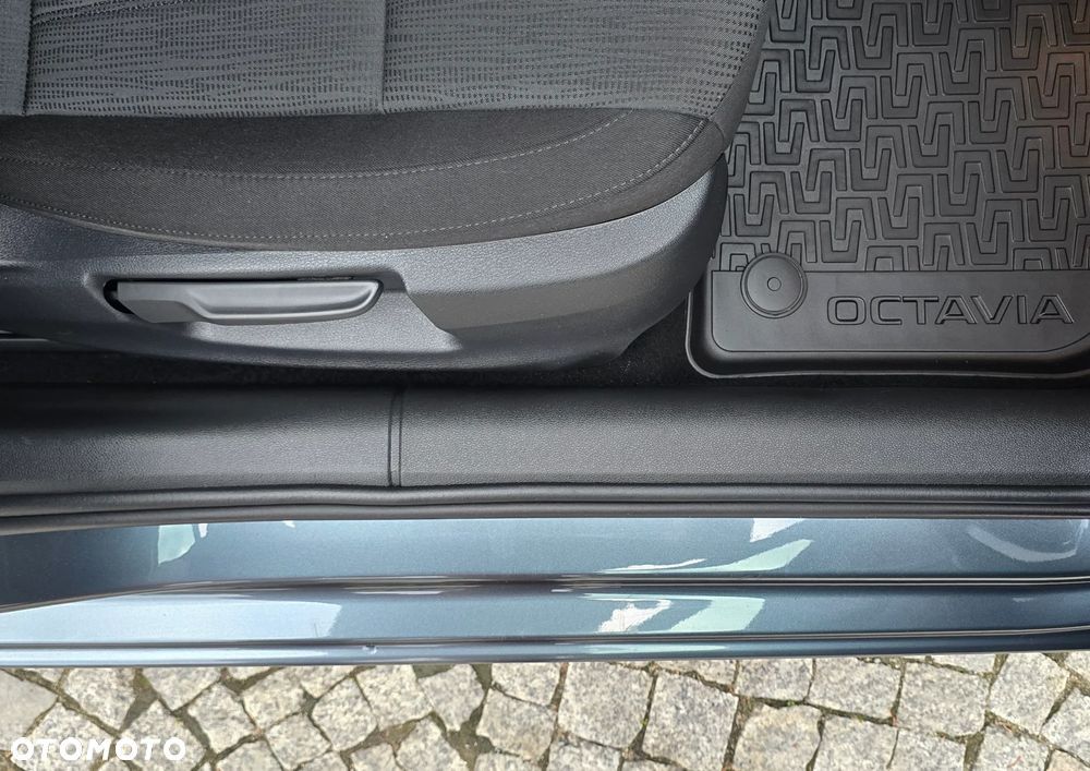 Skoda Octavia 1.5 TSI ACT Style - 23