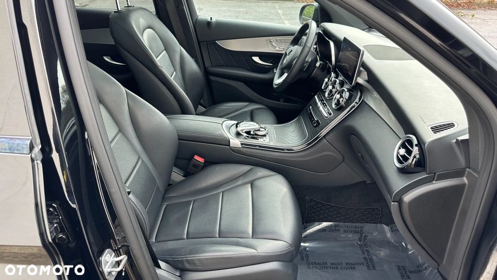 Mercedes-Benz GLC 300 4Matic 9G-TRONIC - 19