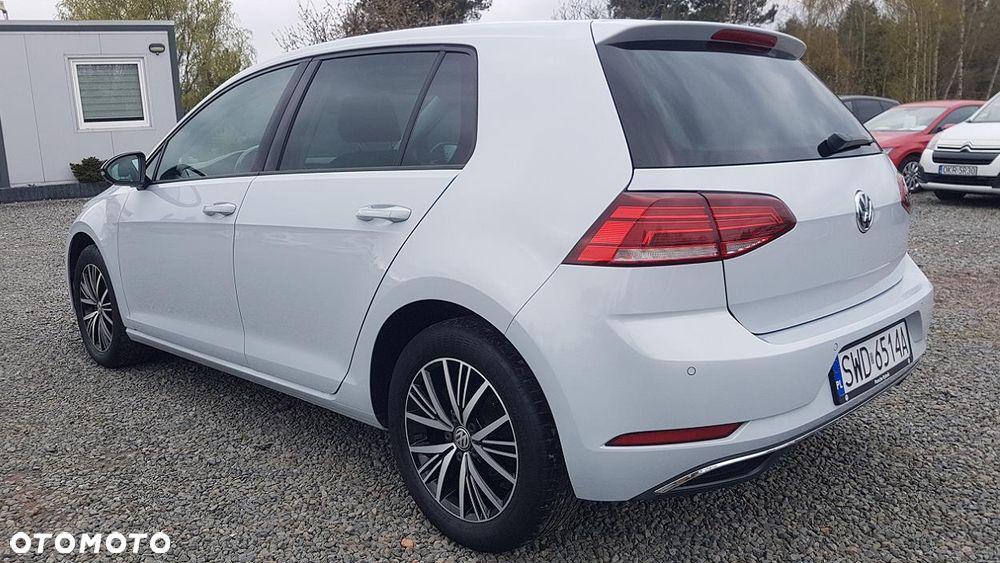 Volkswagen Golf 1.6 TDI BMT Comfortline - 6