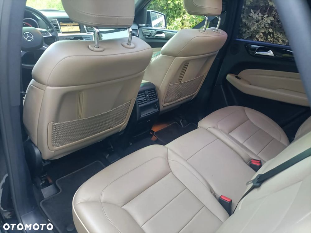 Mercedes-Benz ML - 6