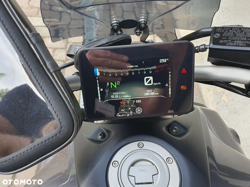 Yamaha MT - 8