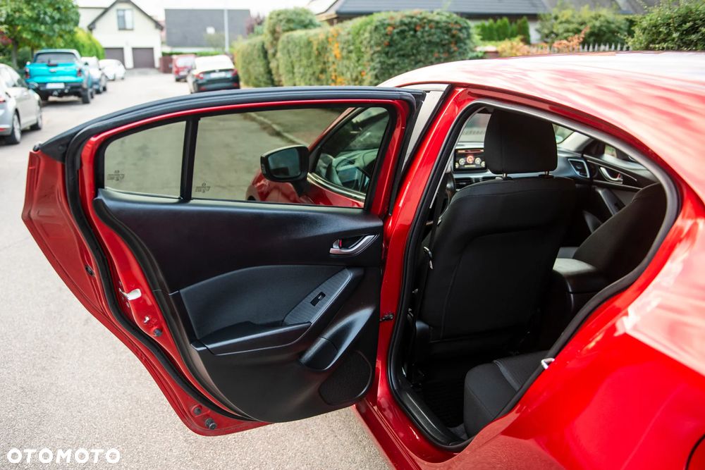 Mazda 3 SKYACTIV-G 120 Signature - 28