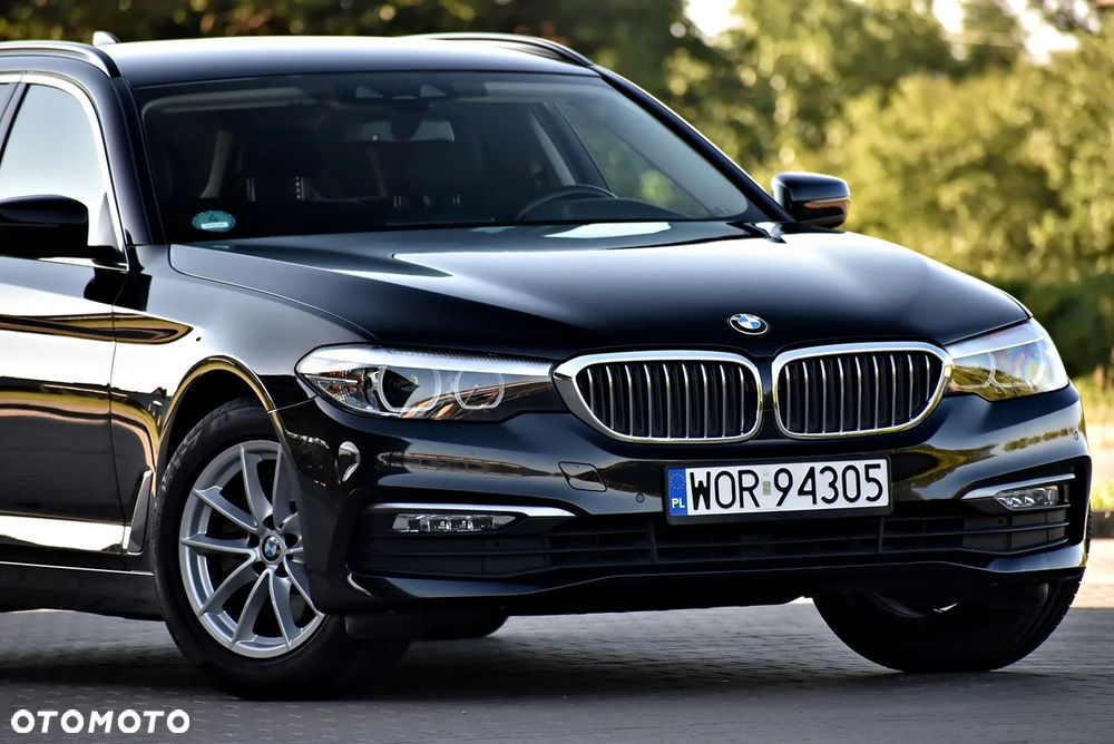 BMW Seria 5 520i - 13