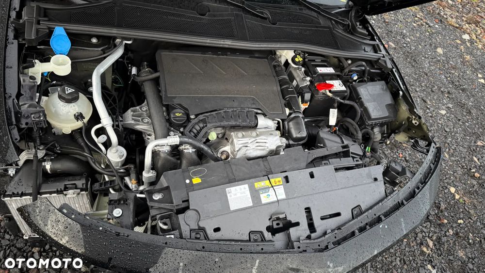 Opel Astra 1.2 Turbo Automatik GS Line - 10