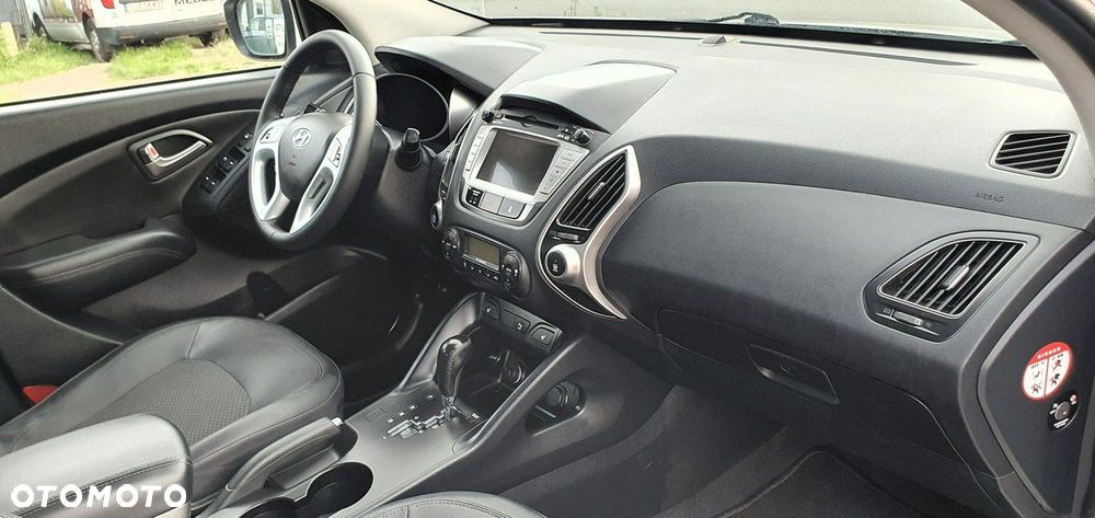 Hyundai ix35 - 12