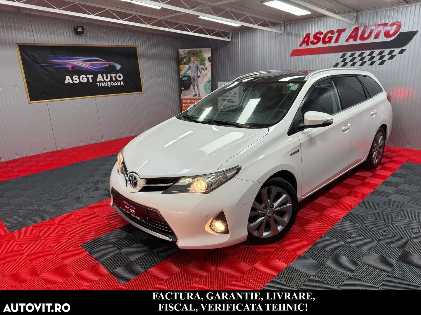 Toyota Auris - 1