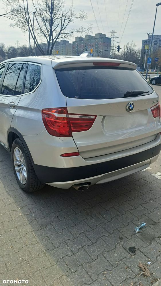 BMW X3 xDrive20d - 17