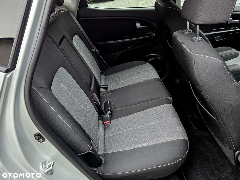 Kia Venga 1.6 CVVT Automatik Dream-Team Edition - 26