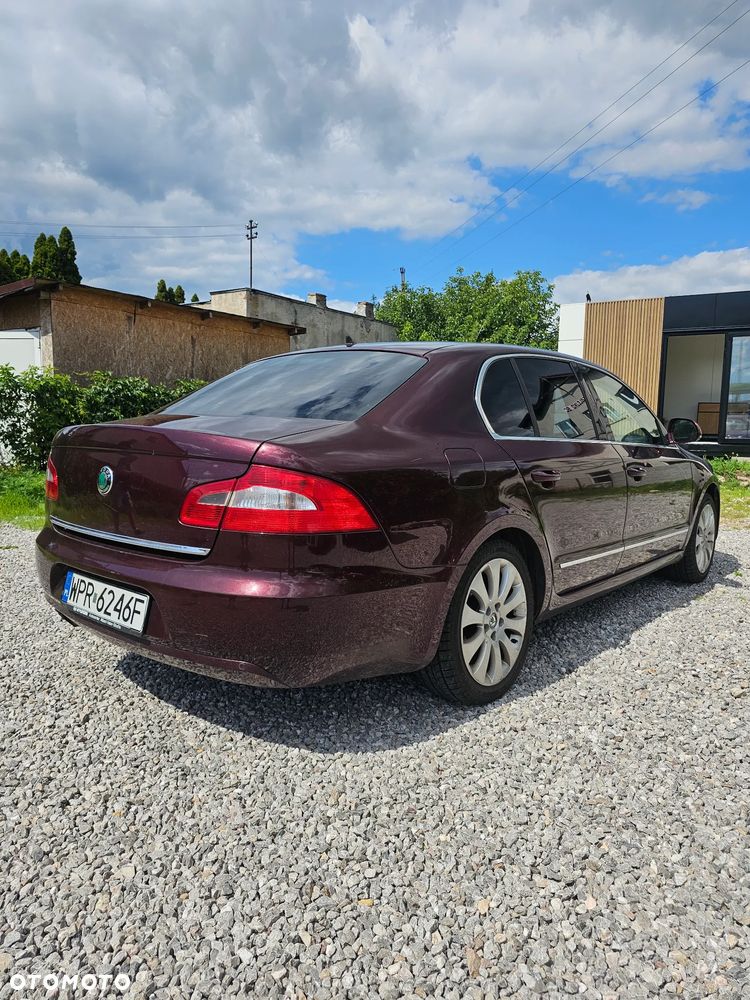 Skoda Superb 2.0 TDI Elegance DSG - 7