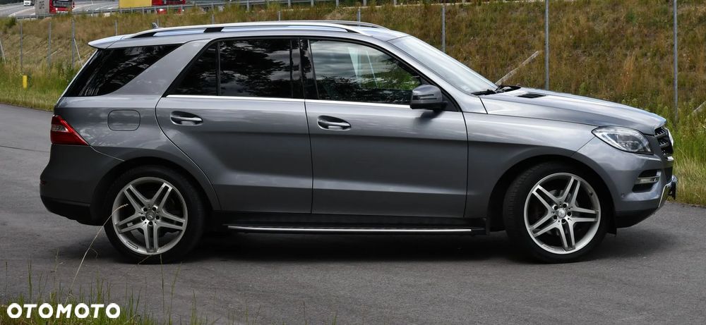 Mercedes-Benz ML 350 BlueTec 4-Matic - 7