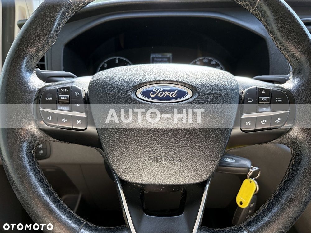 Ford Transit - 26