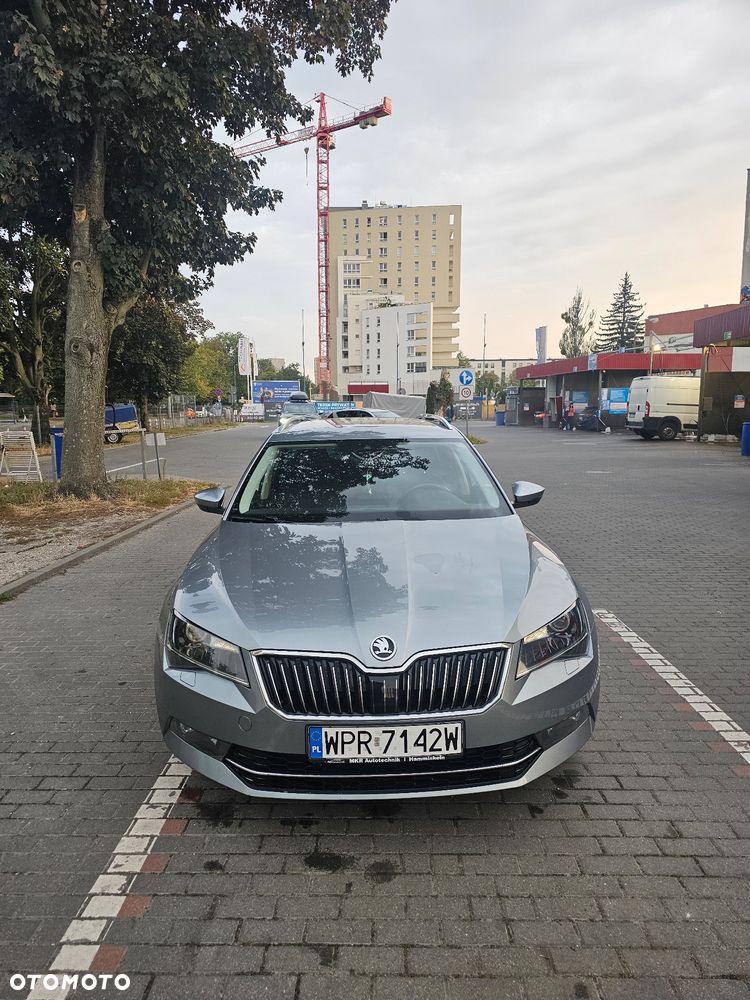 Skoda Superb 2.0 TDI Style - 3