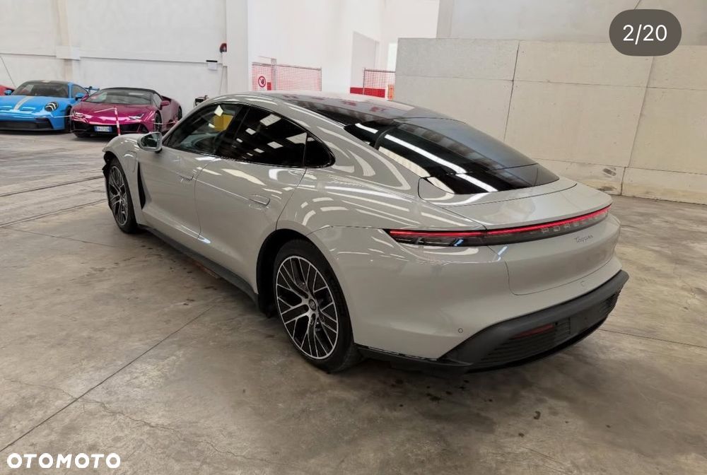 Porsche Taycan Sport - 2
