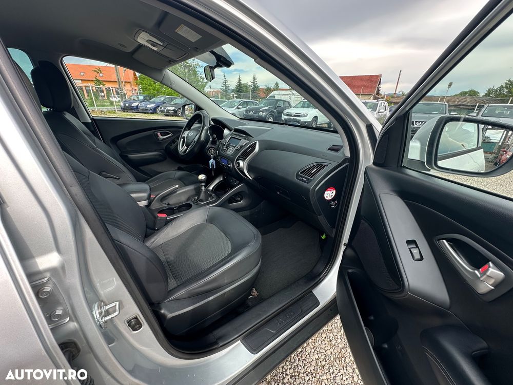 Hyundai ix35 2.0 CRDI 4WD Trend - 10
