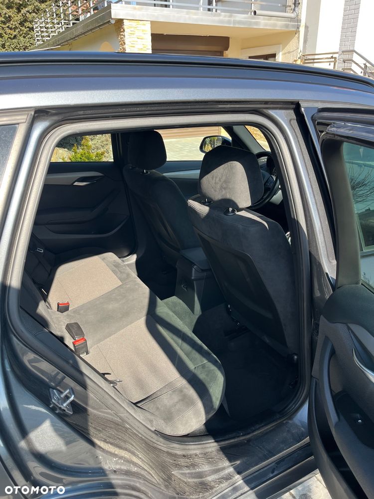 BMW X1 xDrive25d Sport Line - 8