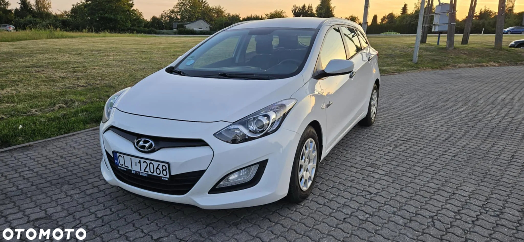 Hyundai i30 1.6 CRDi BlueDrive Go - 11