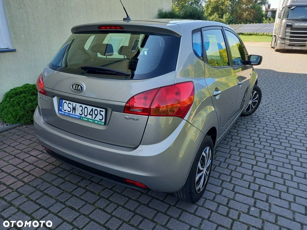 Kia Venga - 7