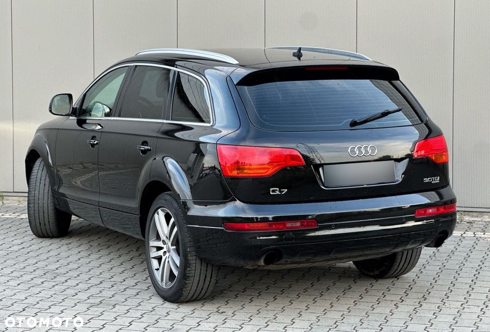 Audi Q7 - 4